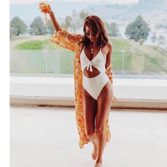 🎁 L*Space Miss Molly Crossroads Texture One-Piece Swimsuit - Picture 1 of 11